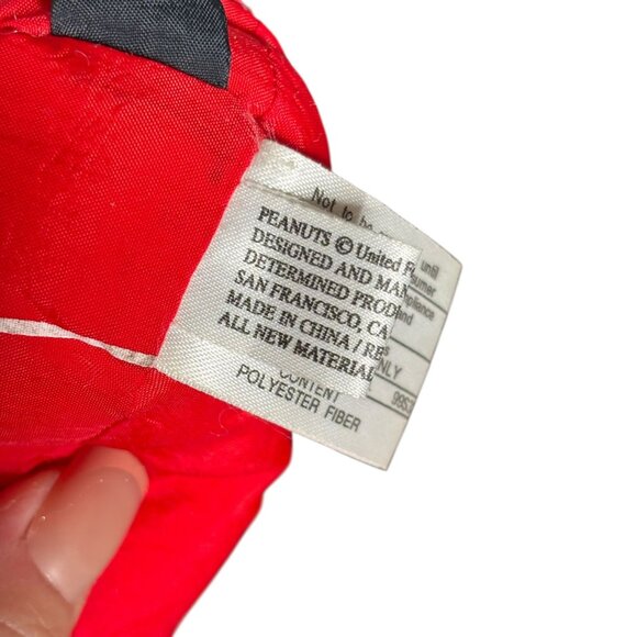 Vintage 90s Peanuts Sitting Snoopy Plush Christmas Pajama Red Hat Nylon Toy - Picture 6 of 6